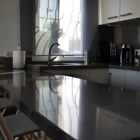 Apartamento Amplio Y Tranquilo En *